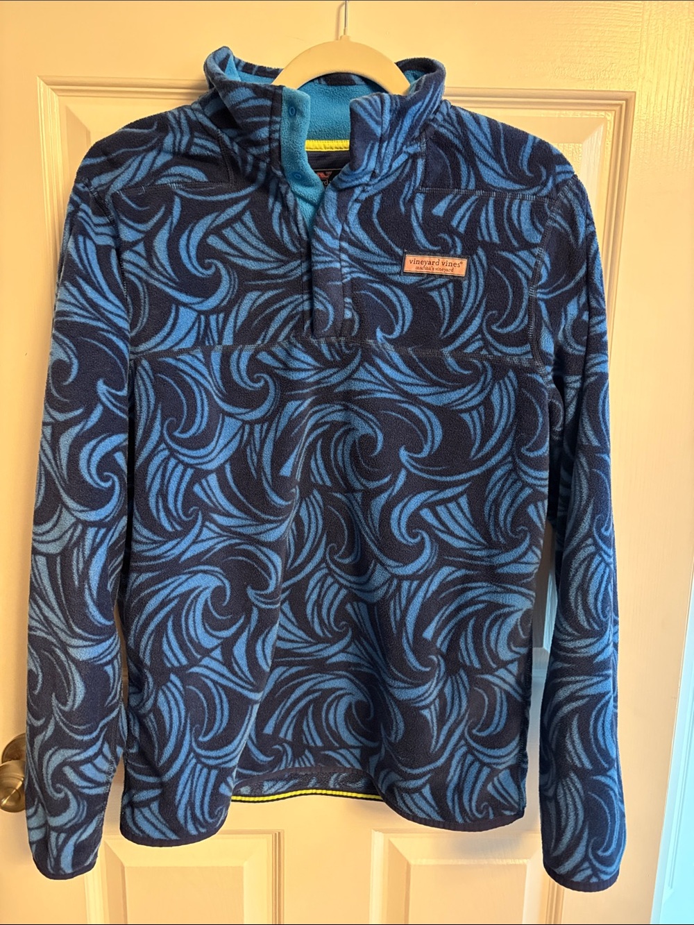 Men’s Vineyard Vines Navy and Light Blue Swirl Fleece Pullover